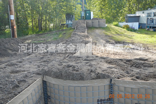 防山體滑坡設(shè)施